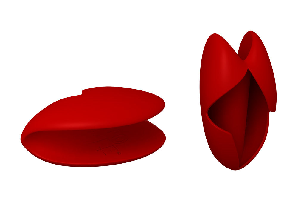 Hot To Handle Heart Oven Mitt